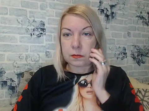 Lillia_Ray's cam snapshot