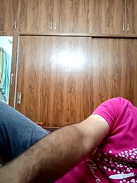 daddy_lip's cam snapshot