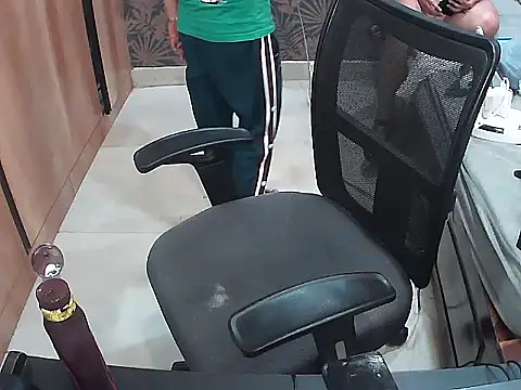 Dark_choclate99's cam snapshot