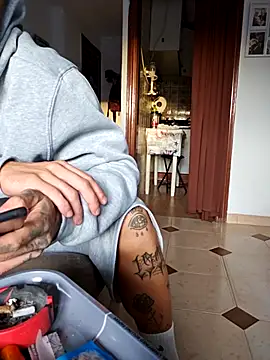 charlye_inkkkk live sex cam