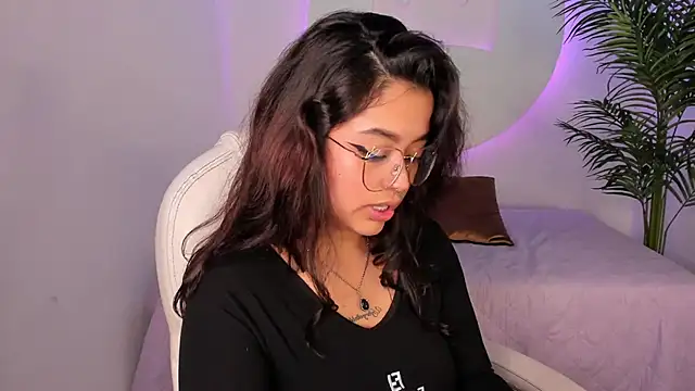 Ariana_Pierce's cam snapshot