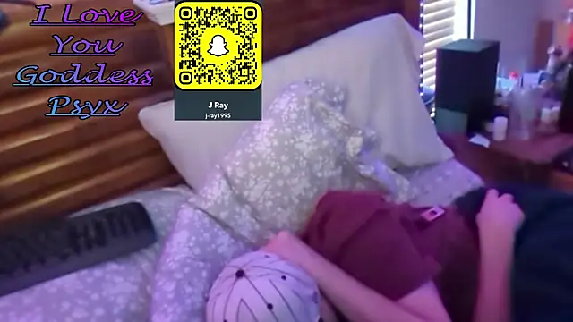 j_ray95's cam snapshot