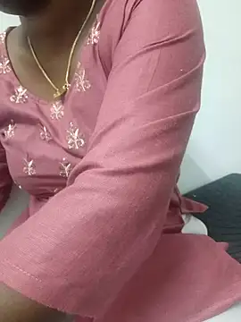 Tamilmallu-duskygirl03's cam snapshot