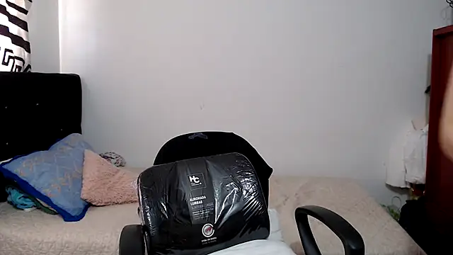 abrilsex23's cam snapshot