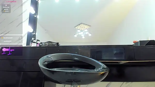 ElisabethMassey's cam snapshot