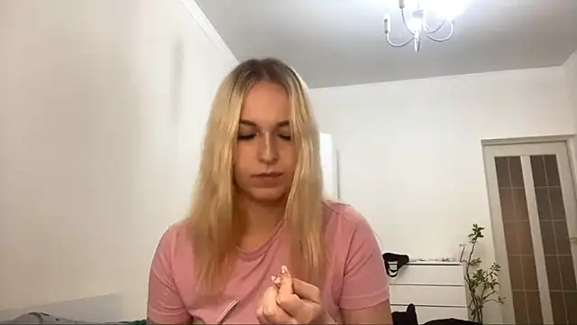 GingerMikos's cam snapshot