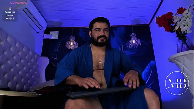 MichaelBear_ live sex cam