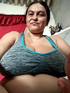 Horny-Mommy-Dirty live sex cam