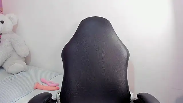 ruby_monarca's cam snapshot