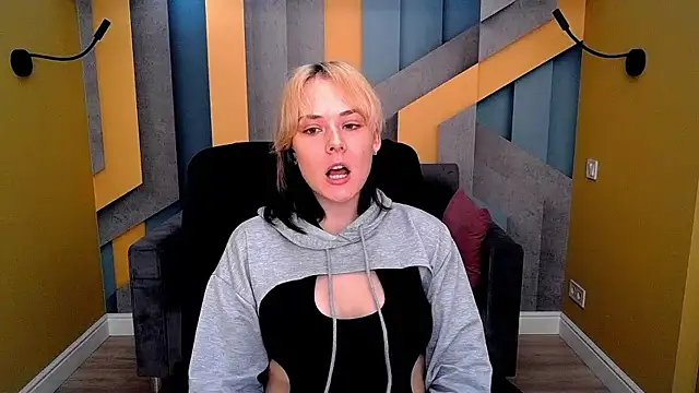 MilaMild's cam snapshot