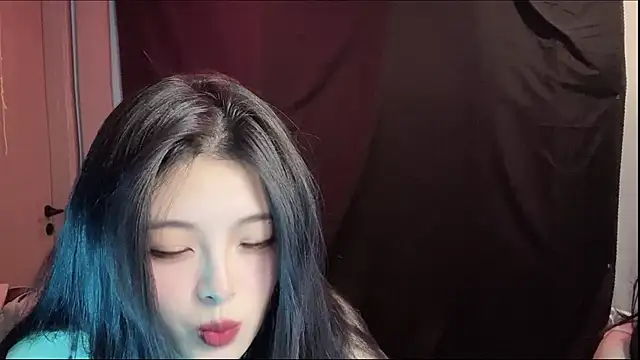 ronronner233's cam snapshot