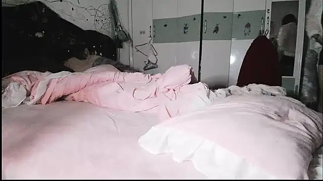 hebe-02's cam snapshot