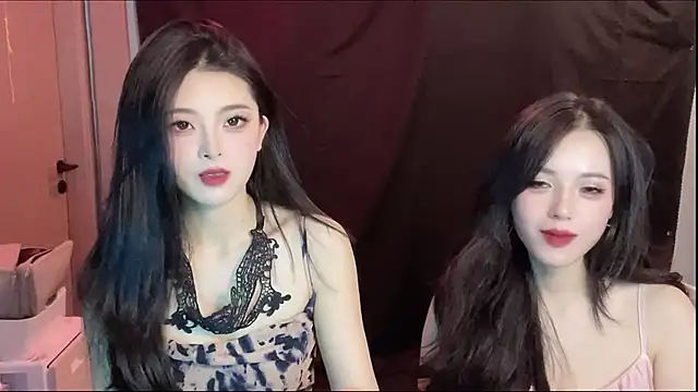 ronronner233's cam snapshot