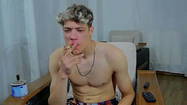 OttisBrawn's cam snapshot