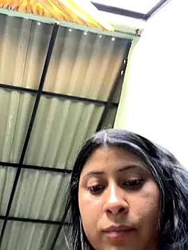 Lucy0212's cam snapshot