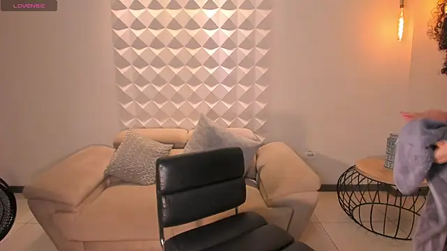 KylieJenkins's cam snapshot