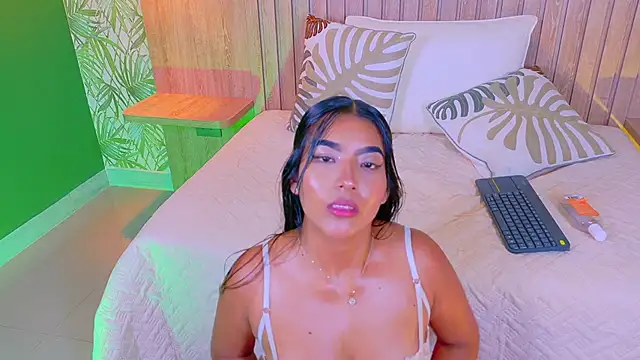 VerahFox's cam snapshot