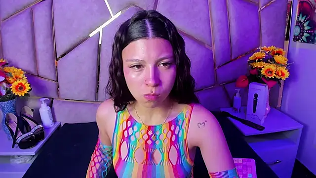 MelanyAss_'s cam snapshot