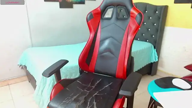 ManSant's cam snapshot