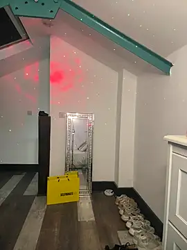 SexySaraxxoo's cam snapshot