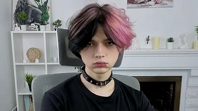 Justin_Care live sex cam