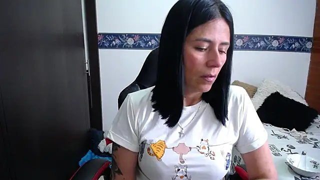 sharoon_cheerry's cam snapshot