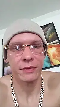 whoadiestreams's cam snapshot