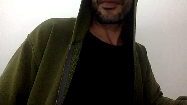 molozeb's cam snapshot