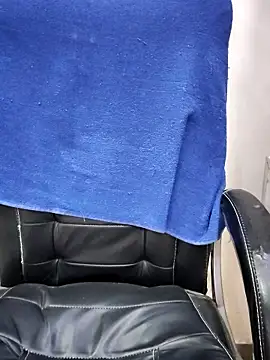 Anamika_yadav_'s cam snapshot