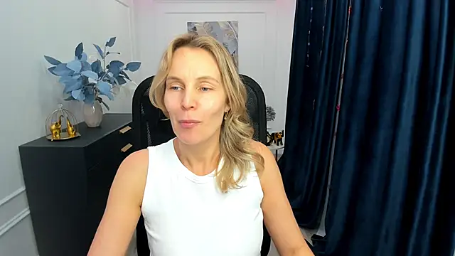 Sinty_Devis's cam snapshot