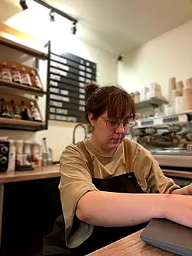 cinnabon_ live sex cam