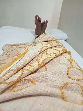 PlayBoy_realxxx's cam snapshot