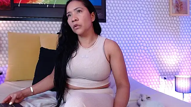 SashaaVixen's cam snapshot