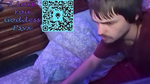 j_ray95's cam snapshot