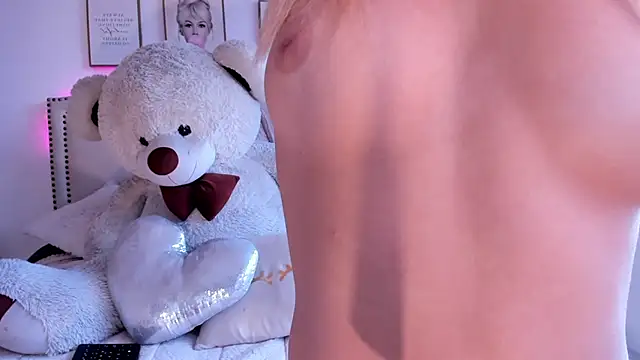 Mayajhons's cam snapshot