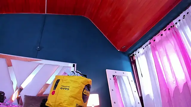 Lena_Bdsm's cam snapshot