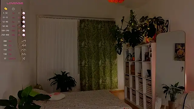 lana_sky's cam snapshot