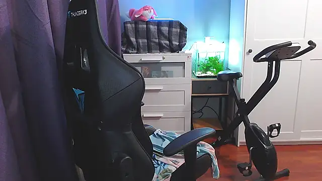 Lady_Inari's cam snapshot