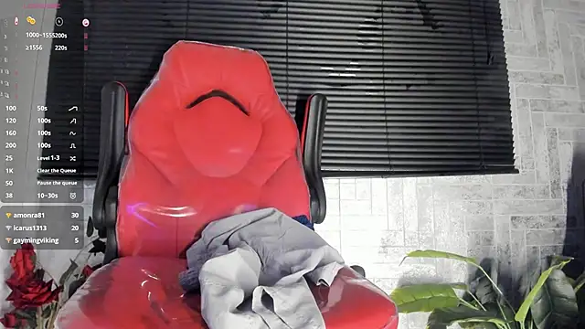 Lil_Curved's cam snapshot