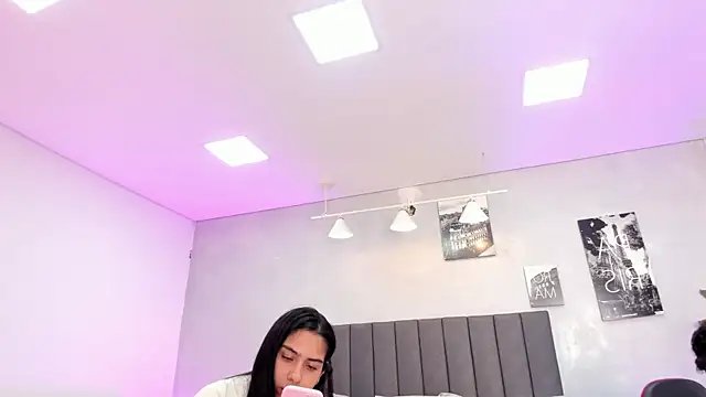 violet_and_myers's cam snapshot