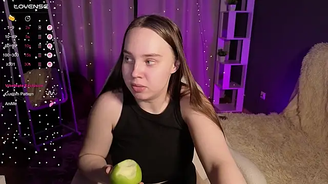 LunaDreeam's cam snapshot