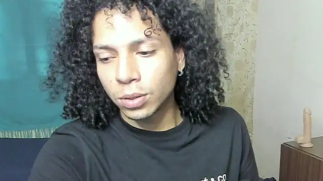 Angelwhitte's cam snapshot