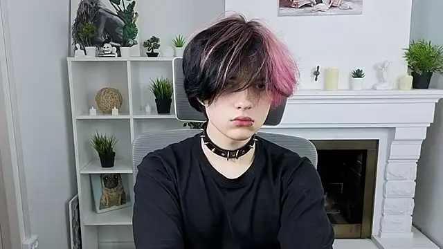 Justin_Care's cam snapshot