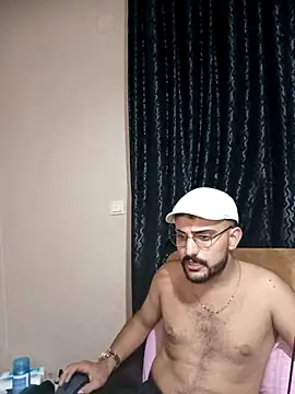 ElSalvador3333's cam snapshot