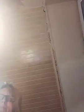 Forest-Lady's cam snapshot