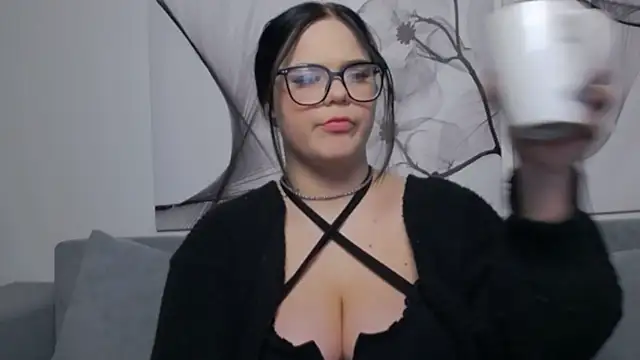 Eliss_Mystery's cam snapshot