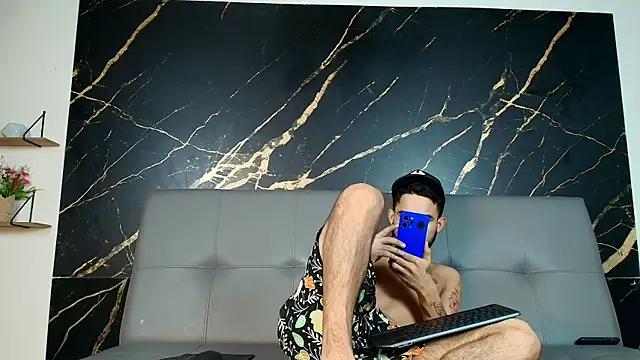 Master_King_Crazzy777's cam snapshot