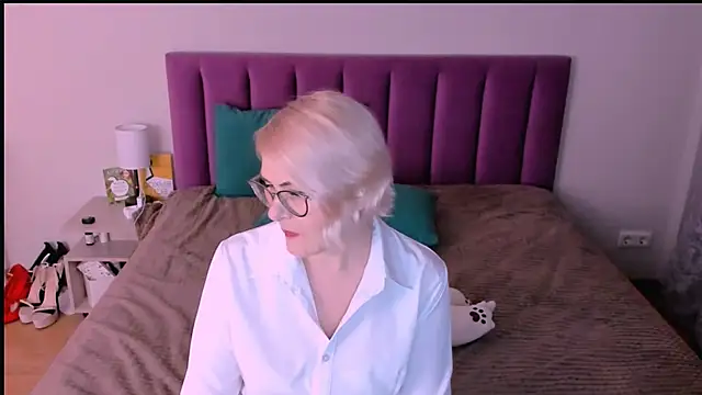 sabrinamacmarren's cam snapshot