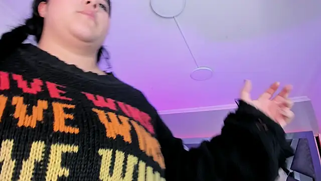 AmberiniHoffman's cam snapshot