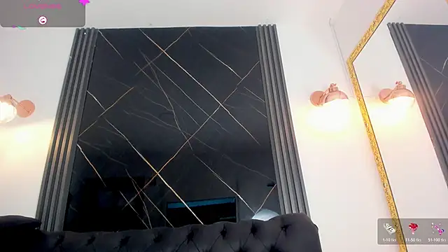 EvaaLovia1 live sex cam